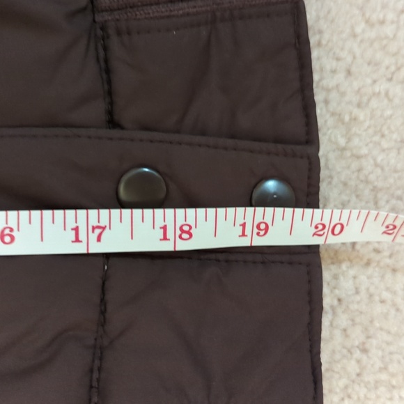 GAP Down Filled Puffy Vest - Picture 10 of 10